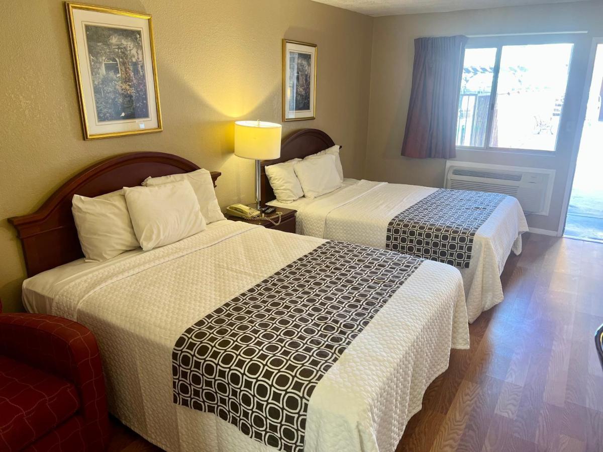 Park Avenue Inn & Suites Victorville Kültér fotó
