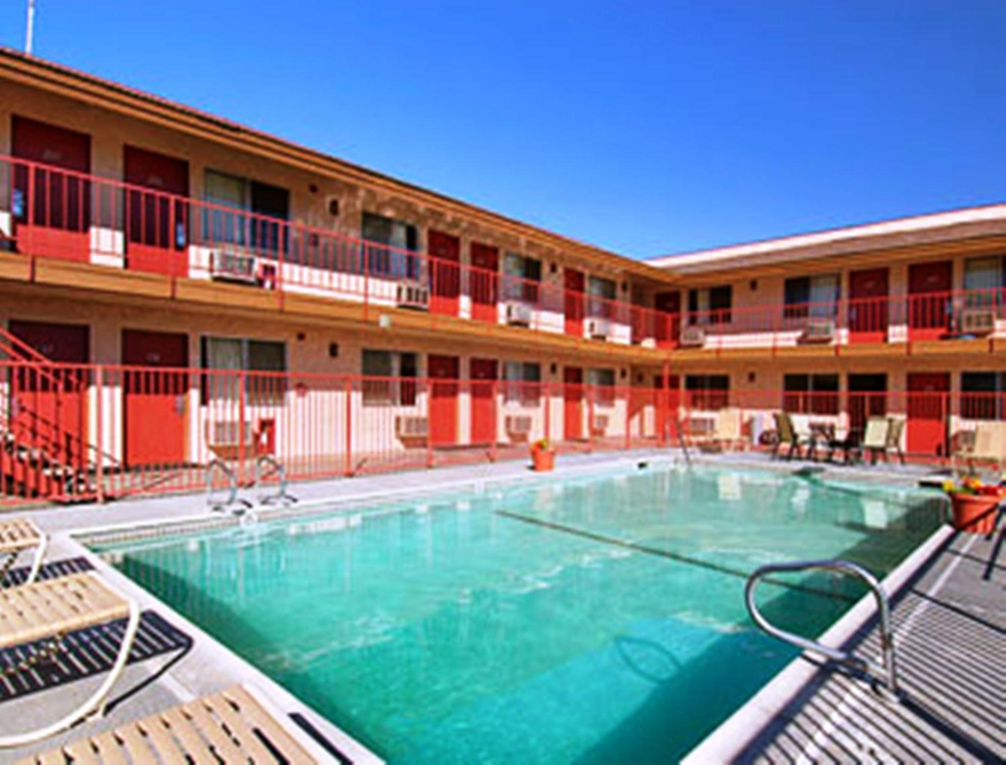 Park Avenue Inn & Suites Victorville Kültér fotó