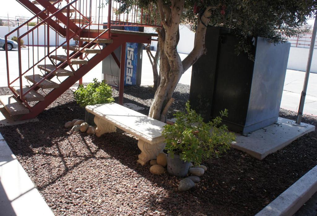 Park Avenue Inn & Suites Victorville Kültér fotó